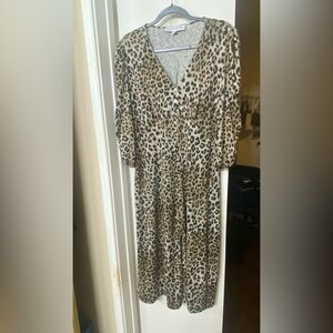 Emma & Michele Leopard Print Long Sleeve Dress V Neck Size L